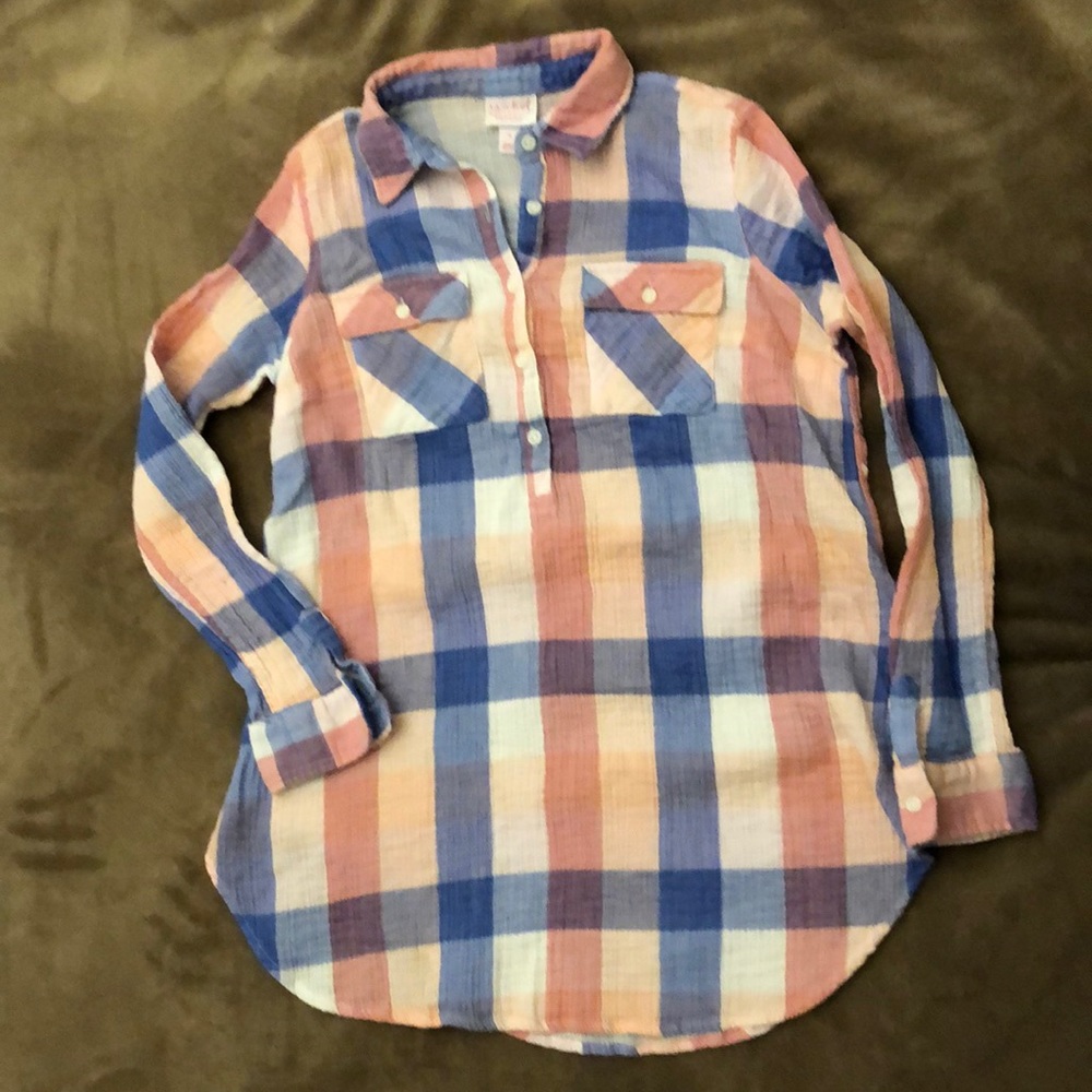 Isabel Maternity by Ingrid & Isabel long sleeve casual 100% cotton shirt